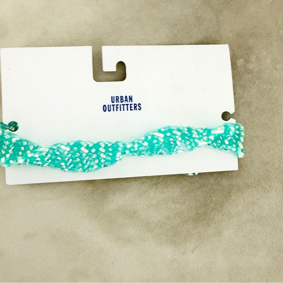 NWT Urban Outfitters Teal Beaded Necklace - Picture 1 of 3